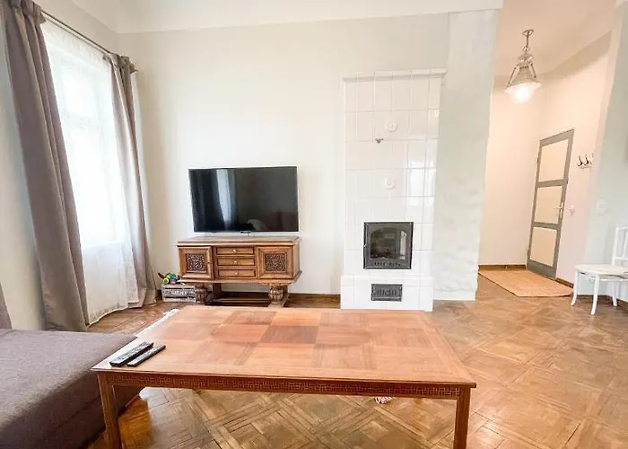 Spacious Supeluse Apartment