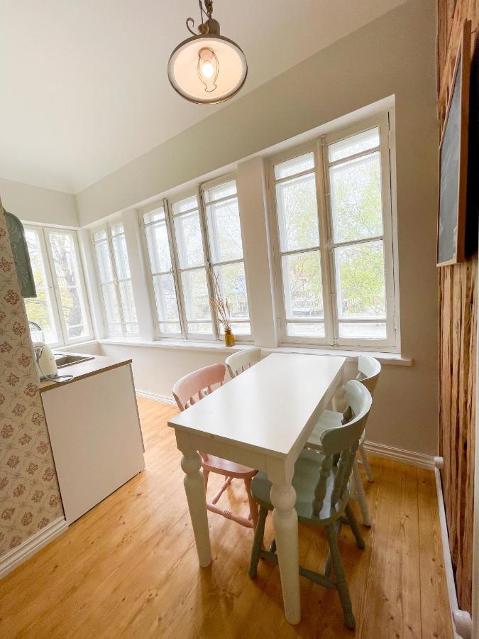 Spacious Supeluse