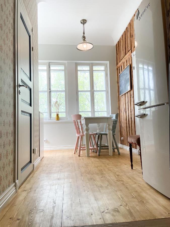 Spacious Supeluse *
